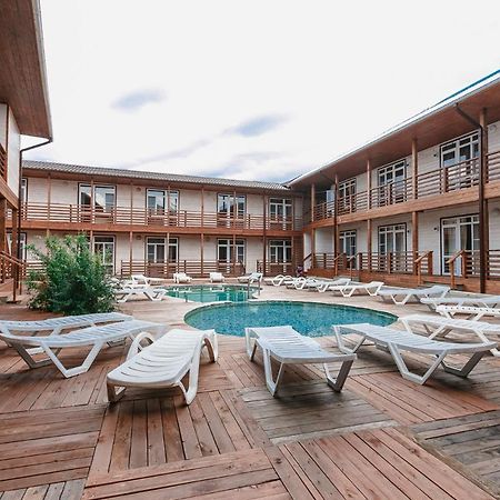 تساندريبش Guest House Amshin المظهر الخارجي الصورة